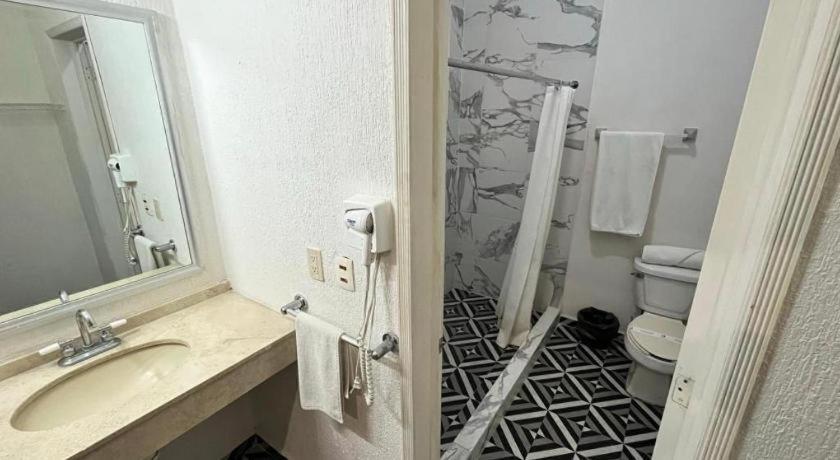 Hotel Del Valle Inn Pachuca Eksteriør bilde